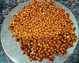 A picture of step 4 of Gud chana patti.