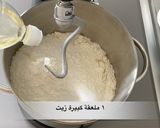 صورة لخطوة 3 من وصفة العيش الشامى في الطاسة | اطبخها ازاى