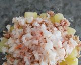 Foto del paso 12 de la receta Ensaladilla de gambas, surimi y atún