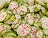 عکس مرحله 1 از دستور کدو سبز و قارچ یه غذای سالم و رژیمی