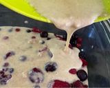Une image de l'étape 4 de Clafoutis aux fruits rouges.