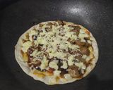 Foto langkah ke 1 dari resep Pizza ekonomis super gampang.