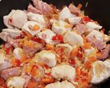 Foto del paso 3 de la receta: Arroz con pollo y chorizo rápido (con morrón calahorra)