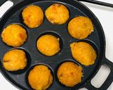 A picture of step 3 of Poha Appe.