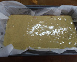 Foto del paso 4 de la receta: Cake especial con frutos secos sin trigo y sin azúcar