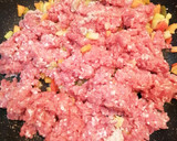 Foto del paso 3 de la receta: Macarrones con carne y tomate