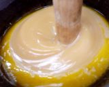 A picture of step 3 of Iloka (milk candy).