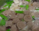 Foto langkah ke 4 dari resep Sayur sop bakso no MSG.