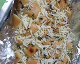 A picture of step 3 of Pull apart Herby Cheese Garlic Bread.