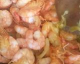 Foto langkah ke 3 dari resep Udang Goreng Mentega Saus Inggris.