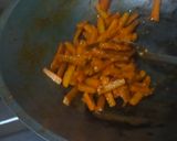 Foto langkah ke 7 dari resep Sambal Wortel Kacang Panjang.