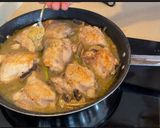 Foto del paso 5 de la receta: Pollo con puerros y champiñones