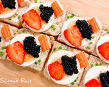 Foto del paso 4 de la receta: 41.🍓Canapés de huevo, fresas y caviar🥚