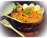 Maggi Ramen Noodles Bowl with Chicken and Eggs recipe step 3 photo