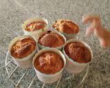 Foto langkah ke 7 dari resep Muffin Apel.