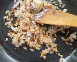 A picture of step 2 of Spicy Egg Bhurji.