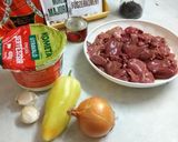 Csirkemáj pörkölt recept fázis 1 fotója