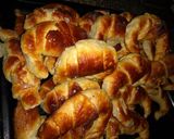 Foto del paso 2 de la receta: Medialunas de manteca
