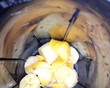 A picture of step 1 of Easy banana chocolate shake.