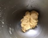Une image de l'étape 4 de Pâte brisée aux trois farines et lait.