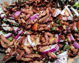 Foto del paso 3 de la receta: Ensalada de brotes tiernos y bacon