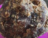 A picture of step 8 of Nolen gurer payesh or Rice kheer with date palm jaggery.