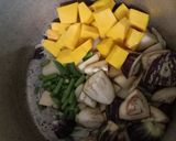 A picture of step 5 of Medu Vada sambar.