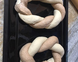 Foto del paso 6 de la receta: Pan lactal bicolor trenzado