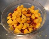 Une image de l'étape 5 de Salade de fruits du jardin.