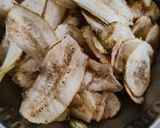 A picture of step 2 of Homemade Raw banana chips.