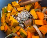 Foto del paso 2 de la receta: Crema de zapallo sin lactosa