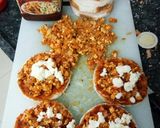 A picture of step 9 of Mini bread pizza desi style.