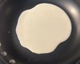 A picture of step 2 of Velvety Scrambled Eggs.