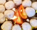 Hình bước làm 2 của món Canh Cá Thác Lác Nấu Ngót