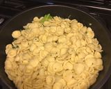Foto del passaggio 5 della ricetta Orecchiette con broccoli
