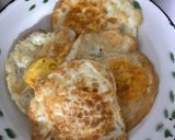 Foto langkah ke 1 dari resep Telur Ceplok Saus Inggris.
