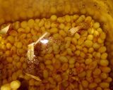 A picture of step 1 of Soya beans milk.