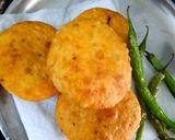 मटार कचोरी (Matar Kachori Recipe In Marathi) रेसिपी स्टेप 4 फोटो 