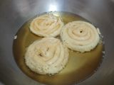 Kue Tali Perut Ayam