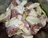 Hình bước làm 1 của món Vịt Kho Gừng Sả