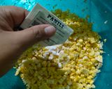 Foto langkah ke 2 dari resep Lepet Jagung Manis dan Gurih.
