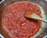 Une image de l'étape 1 de Calamars en sauce tomate.
