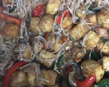 Foto del paso 5 de la receta: Enoki y Tofu con pimientos