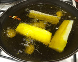 Foto del paso 3 de la receta: Filetes de bacalao confitado con base de patata panadera