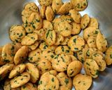 મેથીની ક્રિસ્પી પૂરી(Methi Crispy Puri Recipe In Gujarati) રેસીપી સ્ટેપ2ફોટો