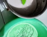 Foto langkah ke 4 dari resep Lapis pandan.