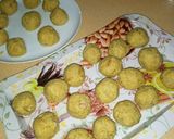 Foto del paso 2 de la receta: Albóndigas de merluza y champiñones con guarnición de zanahoria