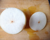 Foto langkah ke 1 dari resep Obat Batuk Alami : Pir Kukus Jahe.