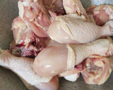 Foto langkah ke 1 dari resep Ayam Ungkep Bumbu Kuning Sedaap (Stok Frozen).