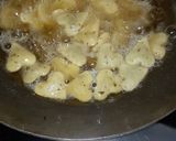 A picture of step 3 of Suji ke crispy snacks.